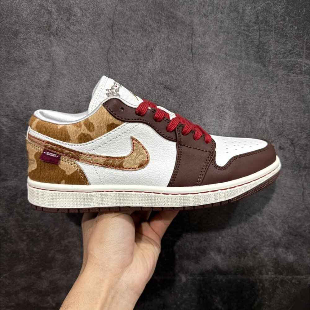 Jordan 1 Low camouflage horsehair and leather sneakers